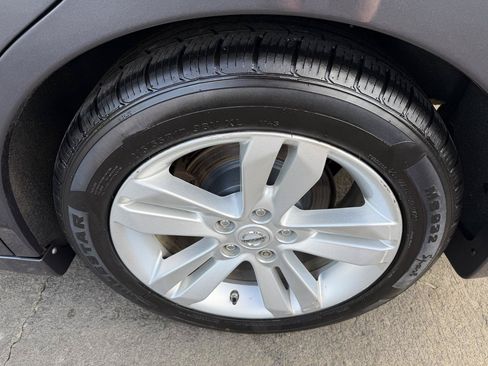 Used 2011 Nissan Altima 3.5 SR w/ 3.5SR Premium Pkg FWD image 19