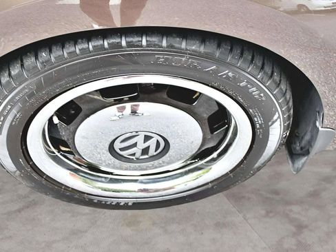 Used 2013 Volkswagen Beetle 2.5 image 31