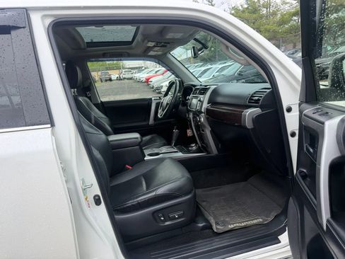 Used 2017 Toyota 4Runner Limited AWD/4WD image 25