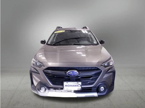 Used 2024 Subaru Outback Limited image 11