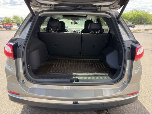 Used 2018 Chevrolet Equinox LT w/ Sun & Infotainment Package image 6