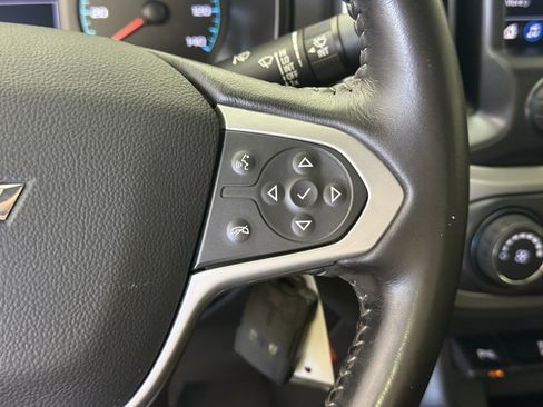 Used 2022 Chevrolet Colorado LT w/ Fleet Safety Package AWD/4WD image 24