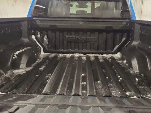 Used 2023 GMC Canyon Elevation w/ Convenience Package image 16