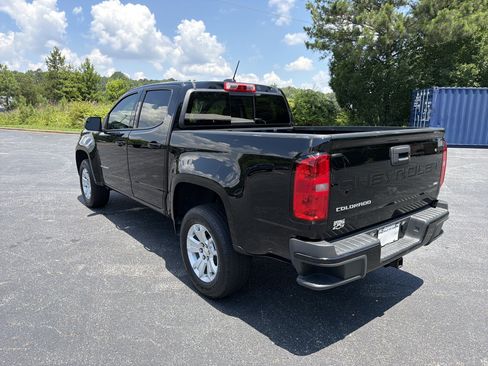 Used 2022 Chevrolet Colorado LT w/ LT Convenience Package RWD image 7