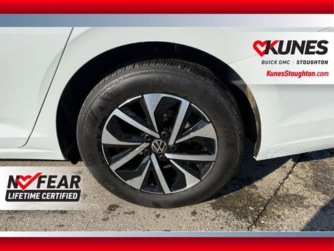 Used 2024 Volkswagen Jetta S image 18