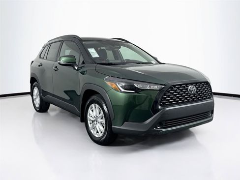 Certified 2024 Toyota Corolla Cross LE FWD image 9