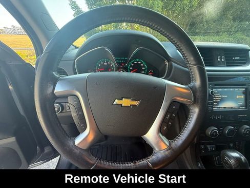 Used 2017 Chevrolet Traverse LT w/ Style and Technology Package image 20