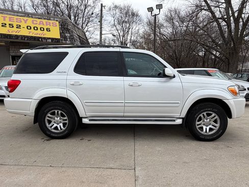 Used 2006 Toyota Sequoia Limited image 8