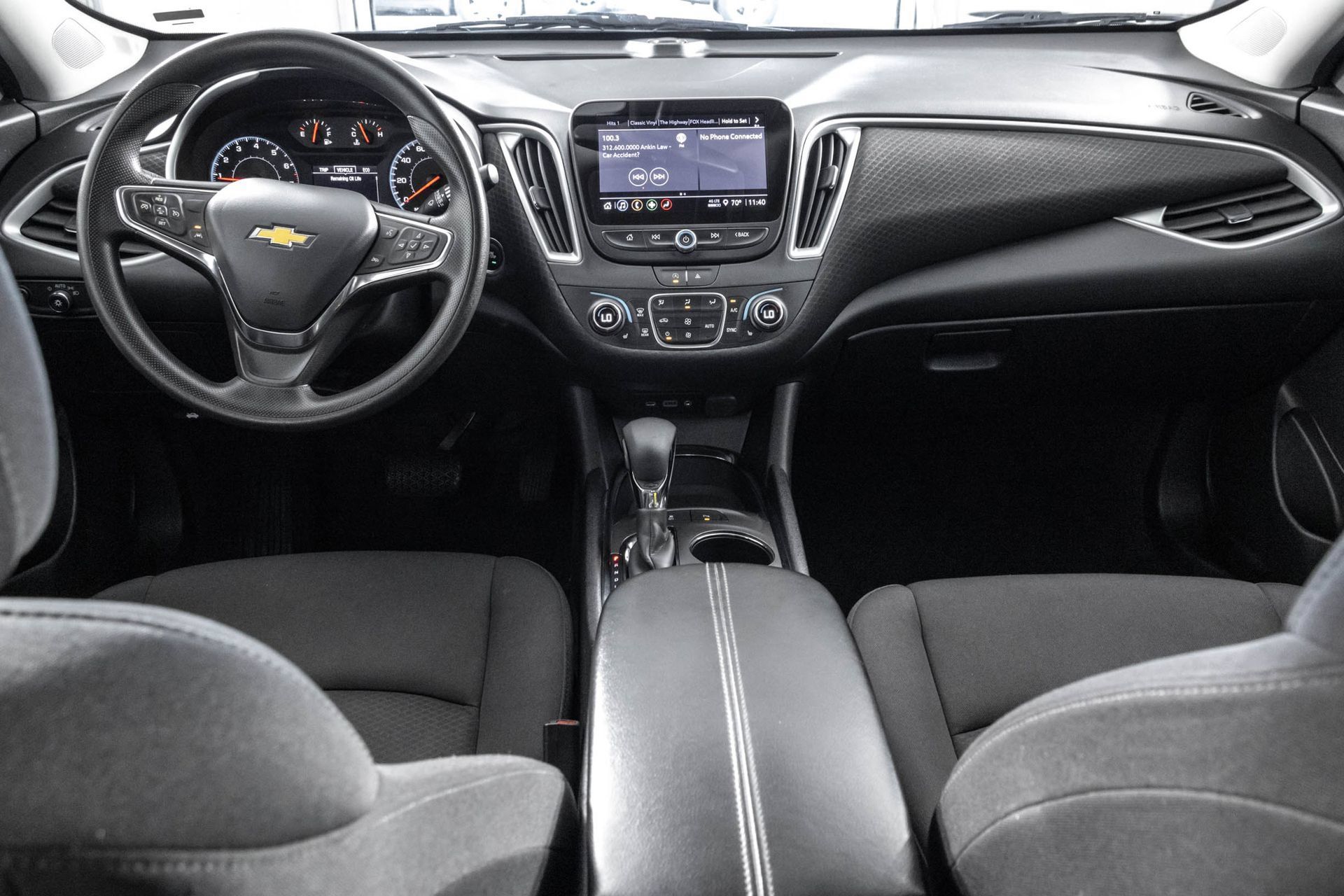 Used 2024 Chevrolet Malibu LT FWD image 23