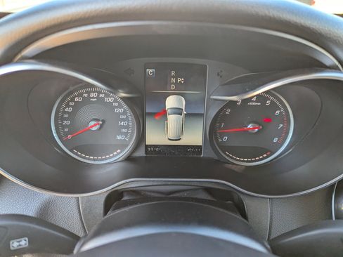 Used 2019 Mercedes-Benz GLC 300 image 31