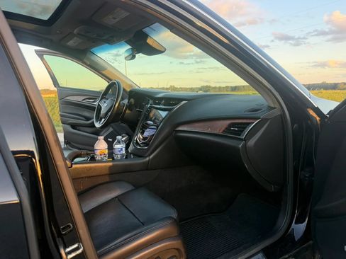 Used 2016 Cadillac CTS Luxury RWD image 12