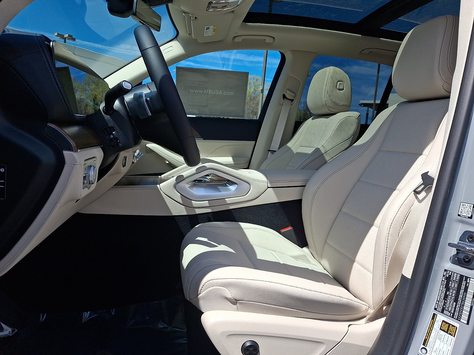 New 2026 Mercedes-Benz GLE 450 4MATIC image 9