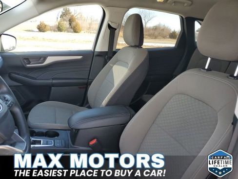 Certified 2022 Ford Escape SE image 16