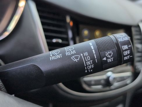 Used 2019 Chevrolet Trax LT w/ Redline Edition image 30