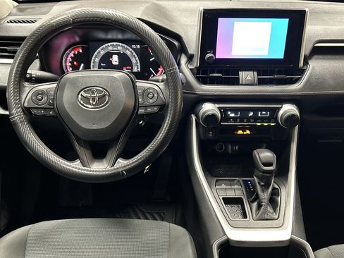 Used 2023 Toyota RAV4 LE FWD image 28