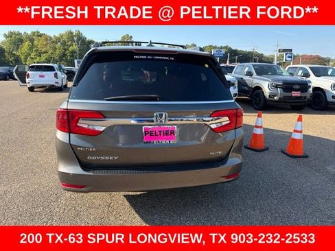 Used 2018 Honda Odyssey Elite image 10