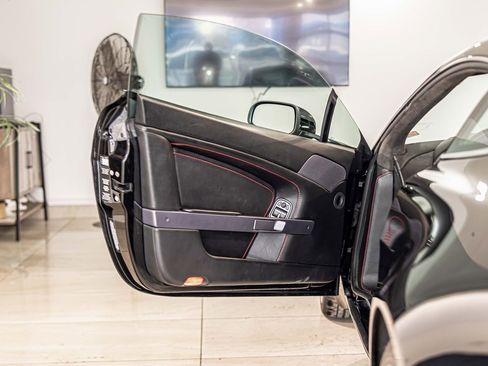Used 2007 Aston Martin V8 Vantage Coupe image 25