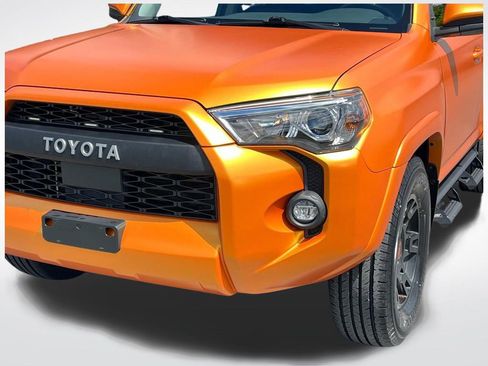 Used 2022 Toyota 4Runner SR5 image 10