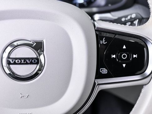 Certified 2025 Volvo V60 B5 Cross Country Plus image 12