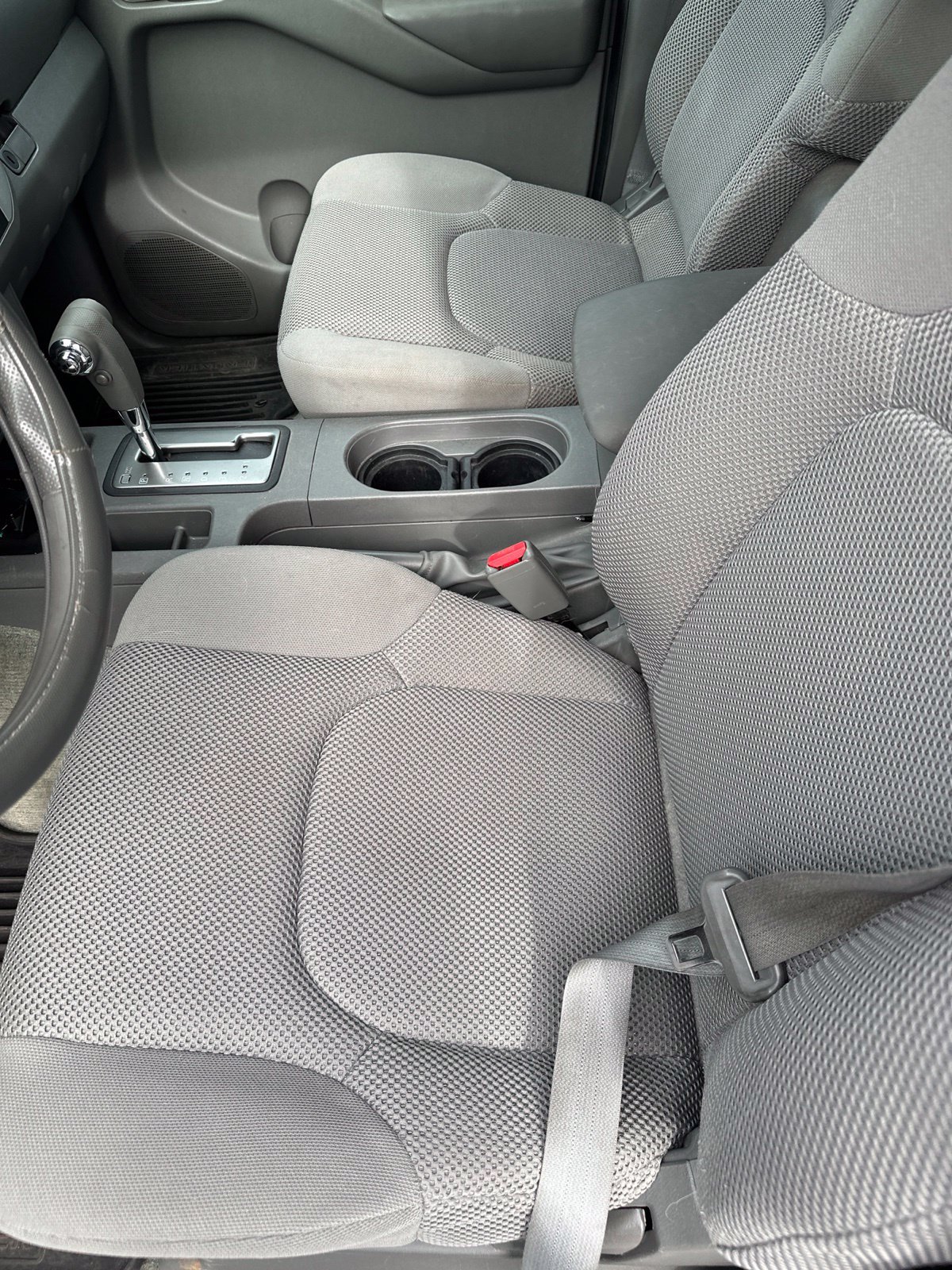 Used 2013 Nissan Frontier SV w/ SV Value Truck Pkg AWD/4WD image 1