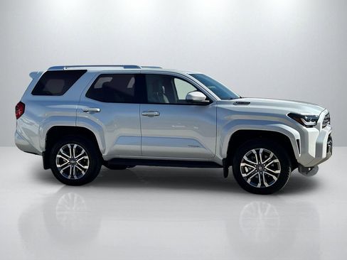 Certified 2025 Toyota 4Runner Limited AWD/4WD image 4