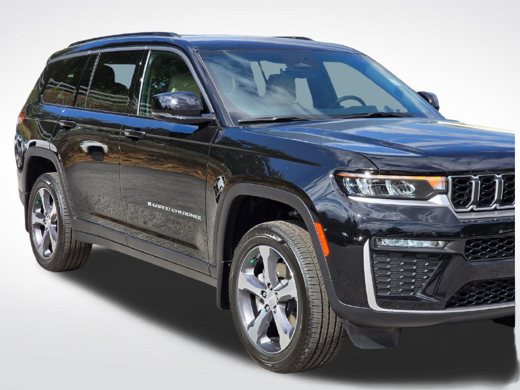 New 2026 Jeep Grand Cherokee L Limited w/ Trailer Tow Package AWD/4WD image 40