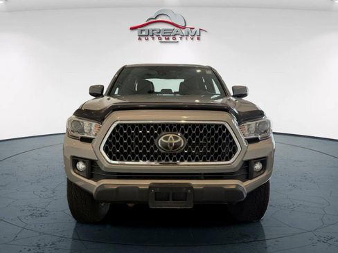 Used 2019 Toyota Tacoma TRD Off-Road AWD/4WD image 3