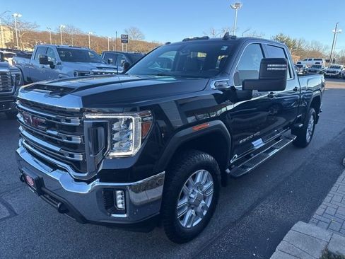 Used 2021 GMC Sierra 3500 SLE w/ SLE Convenience Package image 3