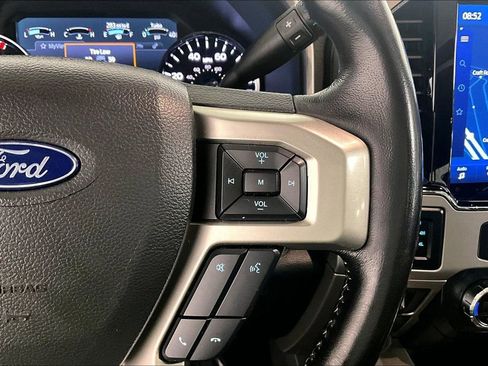 Used 2022 Ford F350 Lariat w/ Black Appearance Package image 19