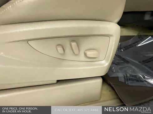 Used 2017 Chevrolet Tahoe LT AWD/4WD image 30