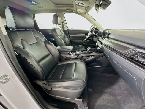 Used 2025 Kia Telluride S FWD image 34