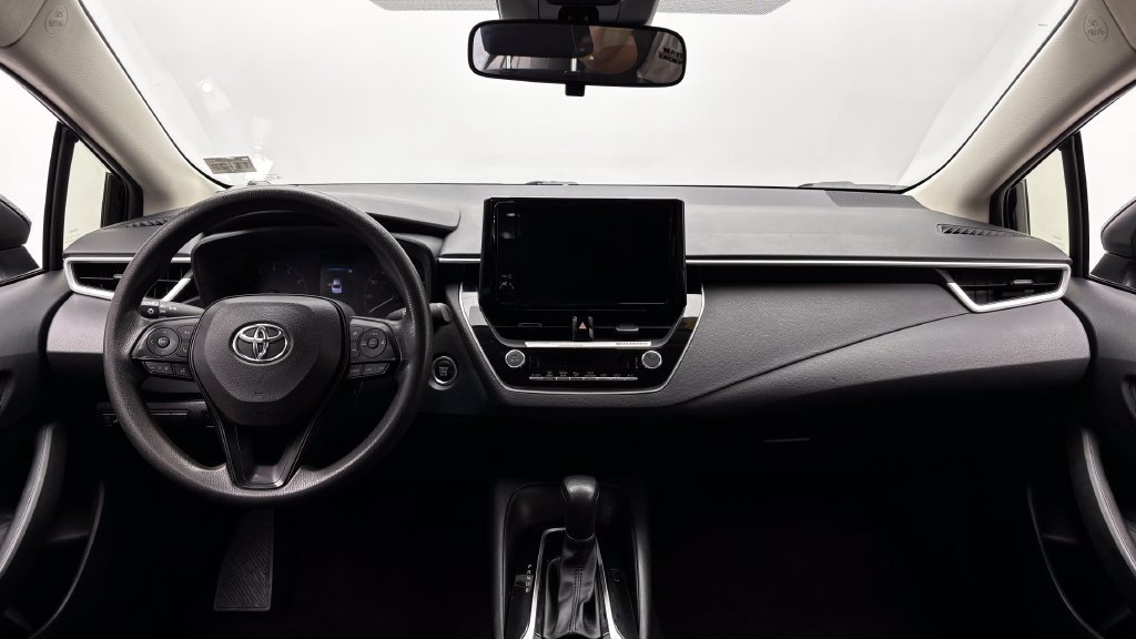 Used 2024 Toyota Corolla LE w/ LE Convenience Package FWD image 27