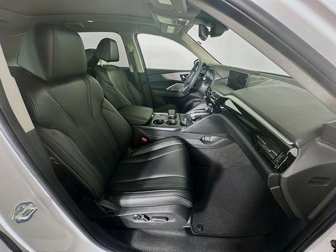 Used 2024 Acura MDX FWD image 34