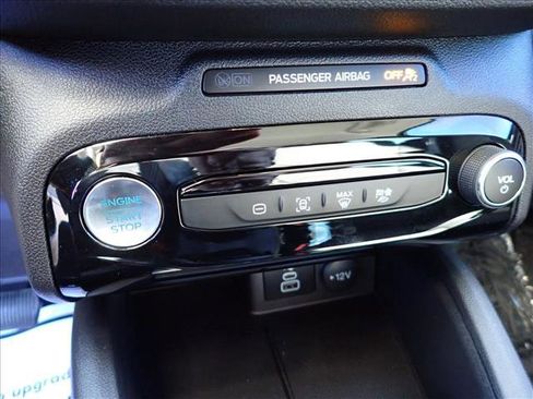 Used 2025 Ford Escape PHEV image 20