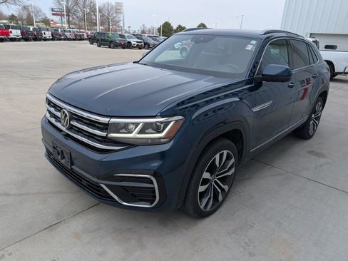 Used 2020 Volkswagen Atlas Cross Sport SEL Premium R-Line image 27