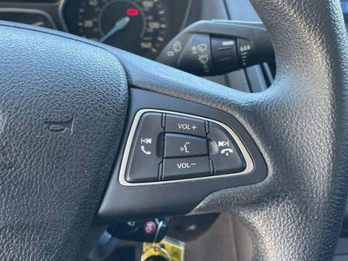 Used 2016 Ford Focus S image 24