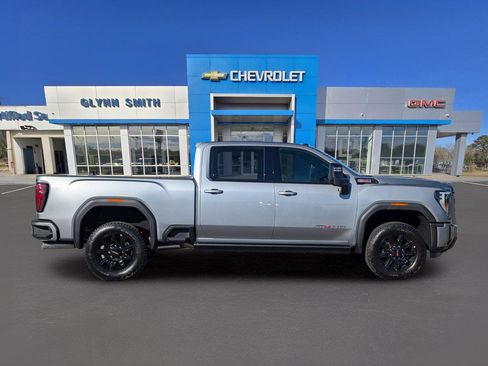 Used 2026 GMC Sierra 2500 AT4 w/ AT4 Premium Plus Package AWD/4WD image 7