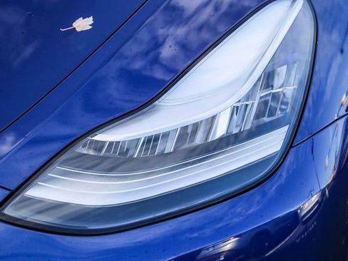 Used 2020 Tesla Model Y Long Range image 5