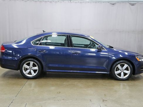 Used 2013 Volkswagen Passat 2.5 SE image 11