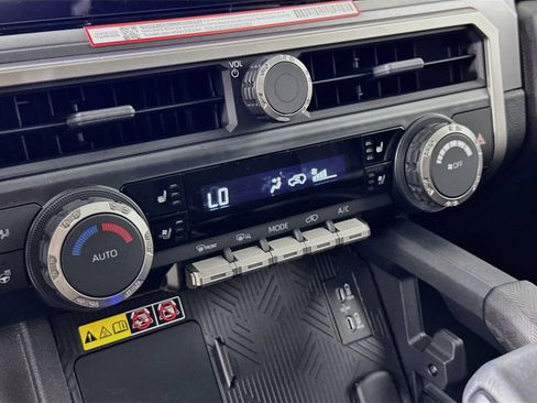 New 2026 Toyota 4Runner TRD Off-Road Premium AWD/4WD image 16