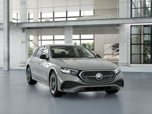 New 2026 Mercedes-Benz E 350 4MATIC Sedan image 9