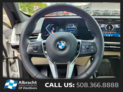 Used 2024 BMW X1 xDrive28i AWD/4WD image 27