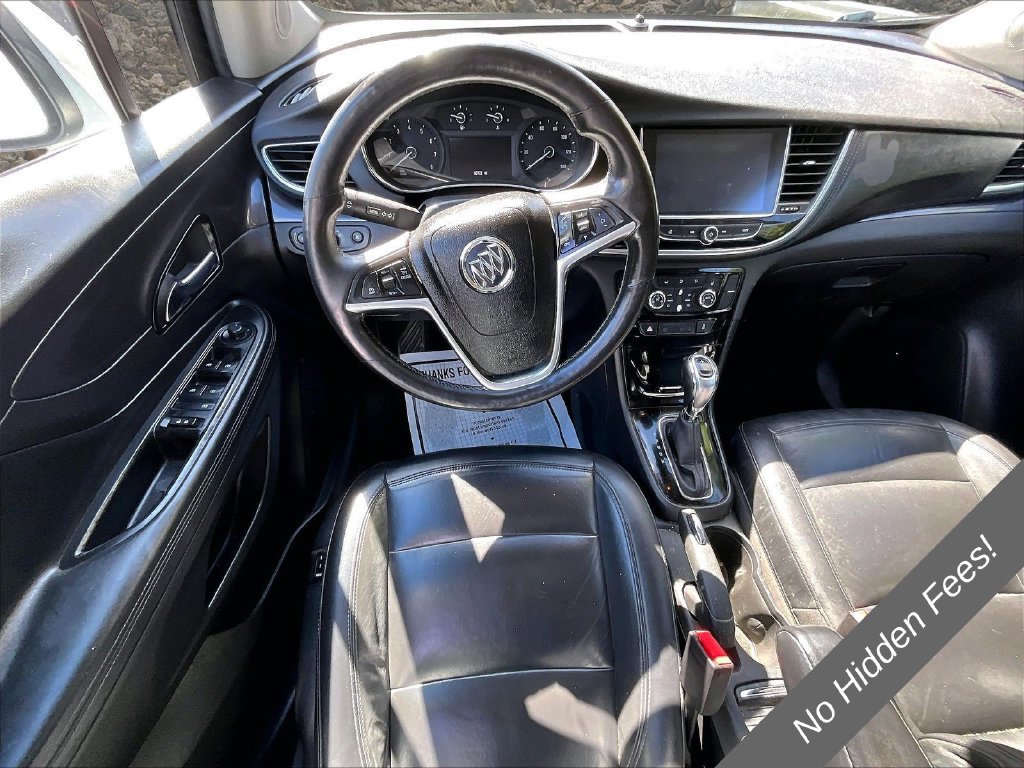 Used 2018 Buick Encore Essence FWD image 5