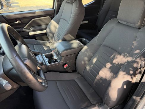 Used 2024 Toyota Tacoma TRD Off-Road image 72