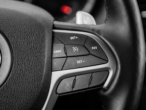 Used 2018 Jeep Grand Cherokee Trailhawk image 26