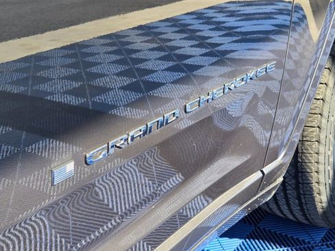 Used 2021 Jeep Grand Cherokee L Overland image 36