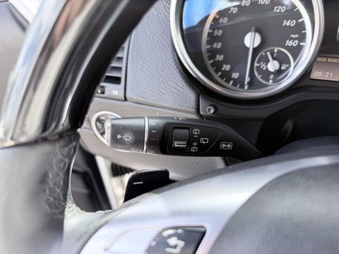 Used 2015 Mercedes-Benz G 550 image 17