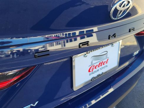 Used 2025 Toyota Camry SE image 7