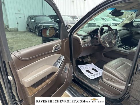 Used 2018 GMC Yukon Denali w/ Denali Ultimate Package image 17
