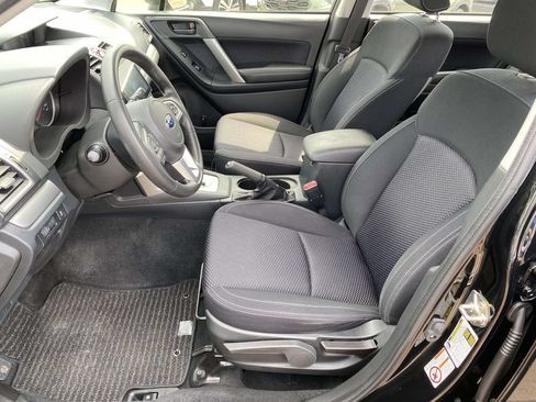 Used 2018 Subaru Forester 2.5i w/ Alloy Wheel Package AWD/4WD image 12